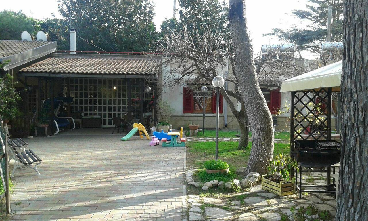 Casina Delle Arti Bed & Breakfast San Cataldo  Luaran gambar