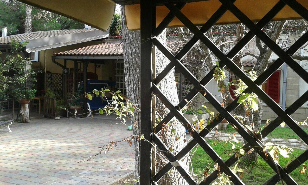 Casina Delle Arti Bed & Breakfast San Cataldo  Luaran gambar